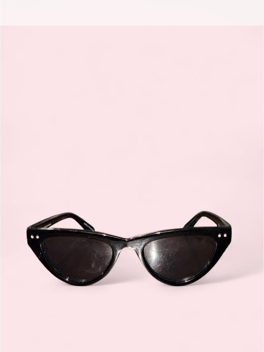 Women's Black Cat-Eye Sunglasses - Retro Chic Sunwear